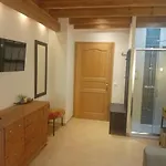 La Porte Chamarree... Bed & Breakfast